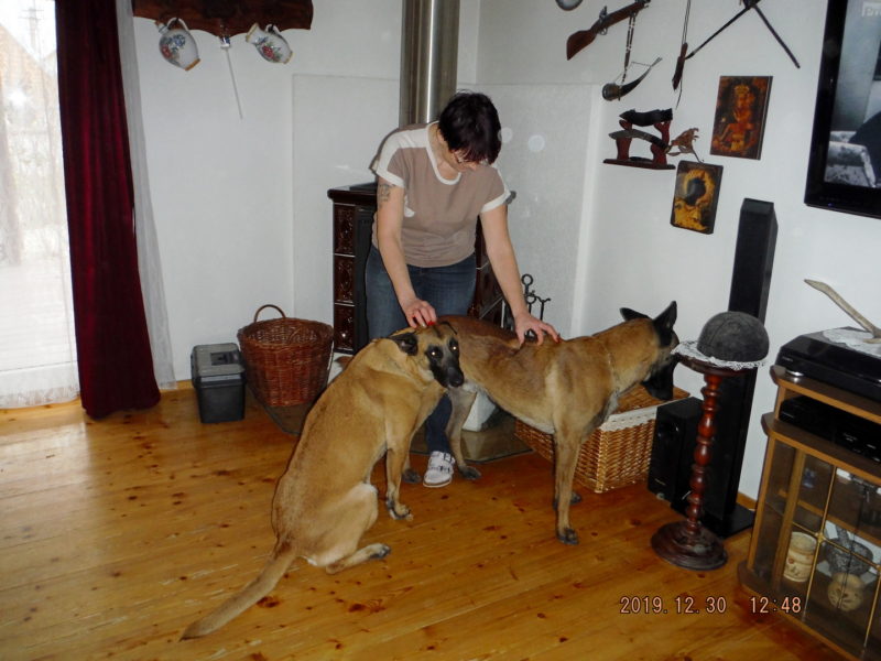 Po polibku na obě tváře..., 30.12.2019 Po polibku na obě tváře..., 30.12.2019